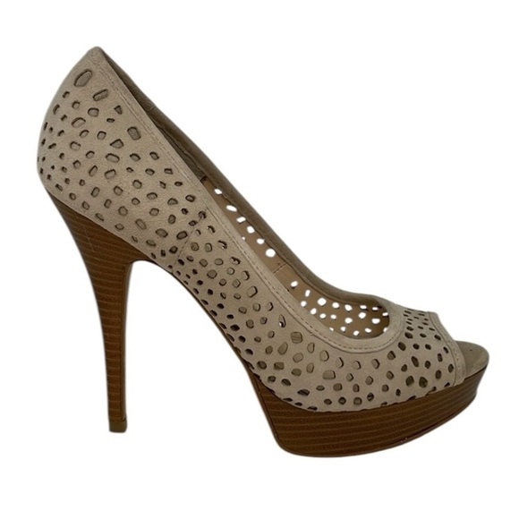 ENZO ANGIOLINI Nordstrom Shoes Heels Pumps Cream Suede Perforated Size 6.5 - Picture 6 of 13